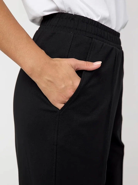 Брюки палаццо черные