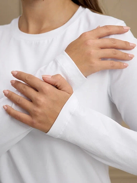 Лонгслив BASE, белый