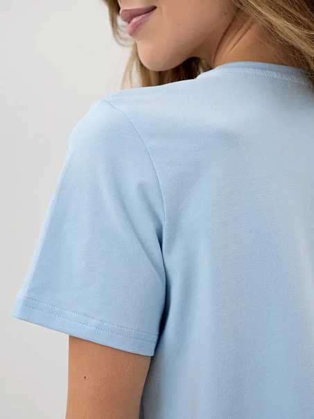 Футболка BASE, голубая